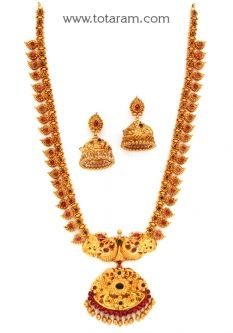 Buy 22K Gold 'Peacock' Long Necklace & Earrings Set (Temple jewellery) - GS2815 with a list price of $7,079.99 - 22K Indian Gold Jewelry from Totaram Jewelers Cheap Temple Jewelry For Women, Cheap Gold Temple Jewelry Sets, Cheap Temple Jewelry For Diwali, Cheap Temple Jewelry, Affordable Temple Jewelry For Diwali, Mango Jewelry, Classy Jewellery, Haram Designs, Temple Jewelry Necklace