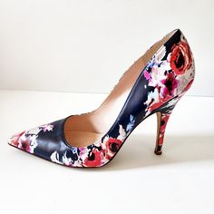 Kate Spade Licorice Pumps In Hazy Floral. Made In Italy- All Leather Upper In Rich Navy, Abstract Floral Pattern. Leather Sole. 4" Heel. Very Good Condition- Only Wear Is On Sole. Worn Twice, Kept In Original Box/Packaging. Comes In Box With Dust Bag. Chic Closed Toe Floral Print Heels, Chic Floral Print Closed Toe Heels, Formal High Heels With Floral Print, Kate Spade High Heels With Branded Heel Counter, Kate Spade Pointed Toe Heels, Elegant Multicolor Closed Toe Heels, Elegant Multicolor 4-inch Heels, Chic Floral Print Heels For Formal Occasions, Chic Formal Heels With Floral Print