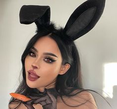 Black Rabbit Makeup, Black Bunny Costume Makeup, Playboy Makeup Look, Bunny Make Up Halloween