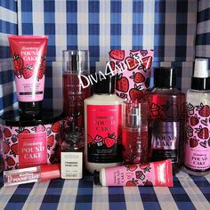 Up For Sale Is Bath & Body Works Repackaging Straweberry Pound Cake 11pc Bundle. All Products Are New And Have Never Been Open. Makes A Great Gift. Ships In 24hrs Or Same Day Shipping (Excluding Sundays & Holidays) What’s Included: 1. Fine Fragrance Mist Spray 2. Body Wash 3. 3-Wick Scented Candle 4. Body Cream 5. Shimmer Mist Spray 6. Mini Hand Cream 7. Wallflower Refill 8. Mini Mist Spray 9. Mini Body Cream 10. Body Lotion 11. Lip Gloss Pet And Smoke Free Environment. Thank You For Your Intere Perfumes From Bath And Body Works, Wallflower Refill, Strawberry Pound Cake, Bath N Body Works, Fragrances Perfume Woman, Bath And Body Work, Body Hygiene, Bath And Body Works Perfume, Shower Skin Care