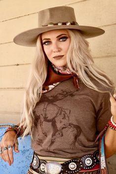 Lady Bronc Pbr Outfit For Women, Cowgirl Outfits For Women, Western Womens Fashion, Cute Cowgirl Outfits, Wilde Westen, Southern Outfits, Country Style Outfits, Western Style Outfits