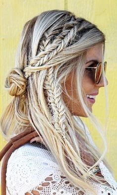 French braids, boxer braids, fishtail braids, these are what fashion girls are going to be wearing all Coachella and well into Summer... Blonde Natural, Boxer Braids, Stunning Hairstyles, Fishtail Braid, Bohemian Hairstyles, Gettin Hitched, Bohol, Festival Hair, Amazing Hair