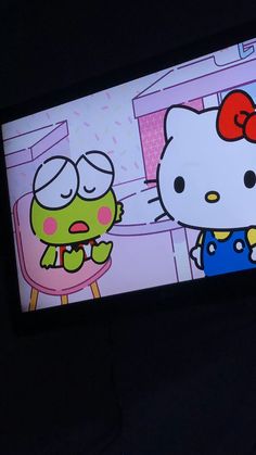 an image of a hello kitty game on the screen