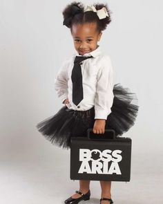 Boss baby reporting for birthday duty. #Ariskyee #birthdaygirl #bossbaby #3 Boss Baby Girl, Happy 3rd Birthday, Girls 3rd Birthday, Birthday Plans, Baby Boss, Baby Theme, Happy Birthday Baby, Bowtie And Suspenders