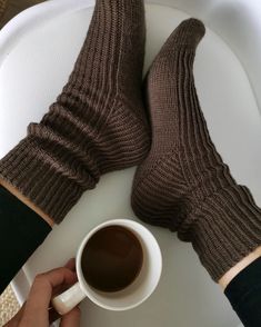 Instructions I MELITTA Socks - Etsy Finland Comfortable Cheap Knitted Socks, Hand Knit Socks Patterns Simple, Nimble Needles Socks, Socks Knitted Flat, Basic Socks, Texture Socks, Cable Knit Socks, Hand Knit Socks, Handmade Flowers Paper