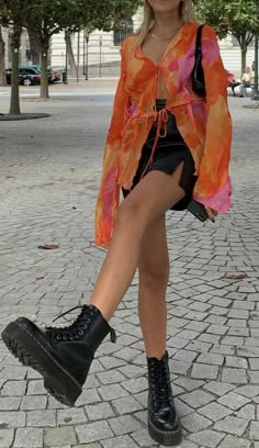 Indie Concert Outfit, Beach Festival Outfit, Mode Coachella, Gig Outfit, Concert Outfit Summer, Festival Outfits Rave, Look Festival, Fest Outfits, Summer Festival Outfit