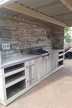 Outdoor Smokers - Ouch! - Struggling to find the solutions that you have been searching for? Why not try Amazon.com TODAY! Repurposed Pallets, Outdoor Smoker, Outdoor Kitchen Design Layout Grill Area, Outdoor Kitchen Design Modern, Kitchen Design Layout, Outdoor Kitchen Bars, Kitchen Design Diy, Outdoor Kitchen Ideas