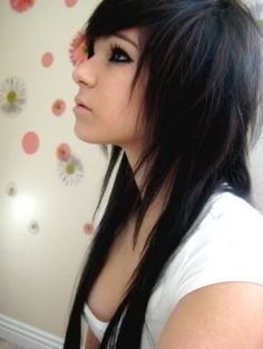 Emo Hair Short, Hair Short Layers, Scene Queen Hair, Scene Hair Long, Black Scene Hair, Neck Length Hair, Alex Evans, Dakota Rose