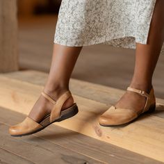 Fan-favorite Rowan is a cute closed-toe sandal made for every part of your busy day from work to weekend. Teacher Shoes, Mary Jane Clogs, Fall Lookbook, Closed Toe Sandals, Clog Sandals, Busy Day, Fall Accessories, Toe Sandals, Sneaker Heels