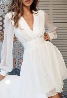 Elegant White long sleeve dress. Work Party Dress, Long Sleeve Fashion, Womens Fall Dress, Women Long Sleeve Dress, Mini Robes, Sleeve Fashion, Hem Skirt, Linnet, Vestido Casual