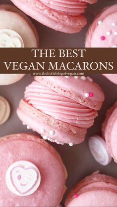 How to make vegan macarons Cream Macarons, Vegan Macarons, Patisserie Vegan, Vegan Pastries, Healthy Vegan Desserts, Vegan Bakery, Macaroon Recipes, Desserts Vegan