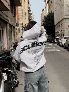 Streeet Style, Layering Hoodies, Hoodies Aesthetic, Teen Swag Outfits, Discover Your Style, New York Aesthetic, Winter Fits