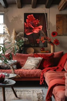 Cozy Red and Brown Living Room Decor Tips! Red And Orange Living Room Ideas, Living Room Designs Red Sofa, Red Furniture Aesthetic, Red Chairs Living Room Decor, Red Bohemian Living Room, Cream And Red Living Room, Red Living Room Aesthetic, Red Couch Living Room Ideas Apartments