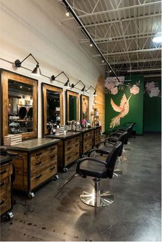 Rustic Salon Furniture Pairings | Minerva Beauty Nail Salon Interior Design, Beautiful Salon