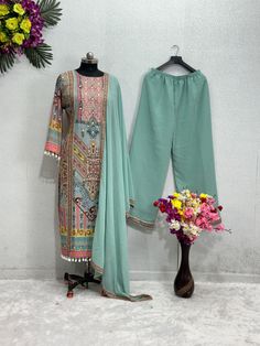 🥰RATE : 1350  *NEW DESIGNER HEAVY FUAX GEORGETTE DIGITAL PRINT HAND WORK PAKISTANI  SUIT*  FABRICS DETAIL #TOP FABRICS : HEAVY FUAX GEORGETTE WITH DIMOND HAND WORK KODI LESS #TOP SIZE : FULL STITCHED 42 SIZE WITH 44 MARGIN #TOP LENGTH : 48 INCHED #TOP INNER : MICRO COTTON  #WORK : *DIGITAL PRINT WITH HEAVY STONE, MIRROR HAND WORK WITH VAL LESS*  #PLAZZO FABRICS : MICRO COTTON  #PLAZZO LENGTH : 39 INCHED #PLAZZO SIZE : FULL STITCHED ( FREE SIZE ) #PLAZZO WORK : PLAIN  #DUPATTA : FUAX GEORGETTE  #DUPATTA WORK : DIGITAL PRINT LESS BODER WITH HAND WORK #DUPATTA SIZE : 2.10-2.20 MTR  PASSION FOR FASHION Hand Work Dupatta, Mirror Hand Work, Lace Suit, Stone Mirror, Pakistani Suit, Georgette Dupatta, Fashion Design Patterns, Trendy Outfits For Teens, Embroidery Suits Design