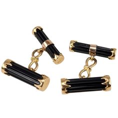 Tiffany & Co. Onyx Gold Cufflinks. These handsome Tiffany & Co. cufflinks feature carved fluted onyx set in 18 karat yellow gold from c.1980s. A great addition to any shirt! Signed Tiffany & Co. 18K Width is approximately 0.87 inches. Der Gentleman, Dapper Dan, Fashion And Beauty Tips, Jewellery Designs, Men's Jewelry