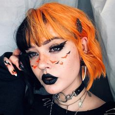 Halloween Hair Color Ideas, Halloween Hair Color, Inner Witch, Alt Makeup, Edgy Makeup, Halloween Hair, Cool Hair