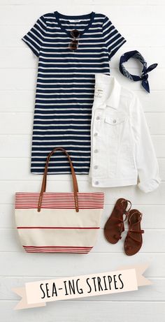 Stripes are always a good idea. Pair a stripey dress and tote with a crisp little jean jacket in white. It’s a nautical look done right! Find this look and more from SONOMA Goods for Life, only at Kohl’s. Quoi Porter, Mode Inspo, Spring Summer Outfits, Clothing And Accessories, Street Fashion, Look Fashion, Spring Summer Fashion