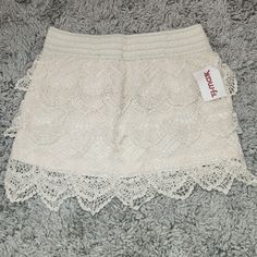 Nabee Crochet Style Skirt Size Medium Nwt! 13in Long Casual Lace Skirt For Beach, Casual Lace Skirt With Lace Trim, Casual Stretch Lace Skirt, Spring Mini Skirt With Crochet Trim, Summer Casual Lace Mini Skirt, Casual Lace Mini Skirt For Summer, Casual Mini Lace Skirt, Casual Fitted Skirt With Crochet Trim, Casual Lace Skirted Bottoms