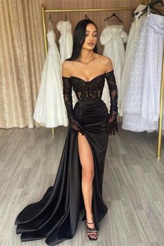 Classy Long Black Off-the-Shoulder Lace Mermaid Long Sleeves Evening Party Gowns Long Slit Online Sweetheart Evening Dress, Plus Size Evening Gown, Split Prom Dresses, Mermaid Prom Dresses Lace, Long Sleeve Prom, Vintage Black Dress, Sweetheart Prom Dress, Evening Party Gowns, Dream Dresses