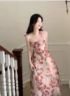 This dress is made of synthetic fiber and has a regular fit. It has a strapless neckline, an empire waistline, and a regular sleeve style. The dress is designed for summer wear and is intended for women aged 18-24. The dress is a Jielur brand and is made in China. Spring A-line Chiffon Prom Dress, Summer Chiffon Flowy Dress For Prom, Flowy Summer Chiffon Dress For Prom, Flowy Chiffon Summer Prom Dress, Flowy Chiffon Dress For Summer Prom, Summer A-line Chiffon Dress For Prom, Sleeveless Chiffon Dress For Summer Prom, Sleeveless Chiffon Prom Dress For Summer, Spring Beach Chiffon Dress Halter Neck