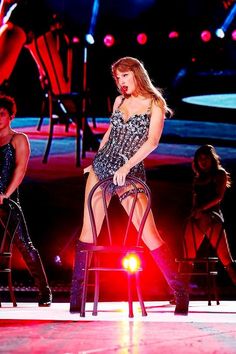 taylor swift performs on stage at the victoria's secret ball