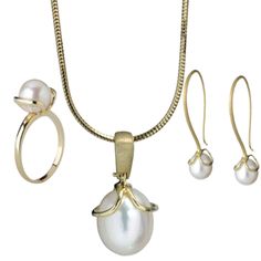 Wedding Luxury Set For Bride include Real Natural Freshwater Pearl Jewelry with 14K Gold. A Trio Pearl Set for a Brid, including 14Kt. Solid Gold Petal Long Hook Earrings, Petal Pearl Ring and Petal Pearl Pendant You will love this versatile matte finish pearl set.   Extra long hook earrings with a dainty petal ring and pendant.  A design that is perfect a touch to all of your outfits.   This trendy pearl set makes a beautiful affordable gift set for a love one.   The earrings are 3.5cm long and weight 3.050 grams of fine 14 Kt. gold.14k. and a pair of big 9 mm Freshwater pearls; The Pendant and Necklace weight is 2.2 grams with a 9mm white pearl; and  The ring is 2.850 grams with a 9mm matching pearl The Set comes packaged in a beautiful jewelry gift box with a Certificate of Authenticity Elegant White Bridal Sets With Pearl Drop, Formal Gold Pearl Bridal Sets, Oval Pearl Jewelry For Wedding, Pearl White Oval Jewelry For Wedding, Oval Pearl Wedding Jewelry, Pearl White Oval Wedding Jewelry, Pearl White 14k Gold Wedding Jewelry, White 14k Gold Wedding Jewelry, Elegant Oval Bridal Sets For Wedding