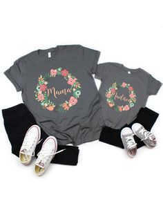 Twin with your mini superhero in our adorable mommy and me black t-shirt set! 100% cotton tops short sleeve style gray t-shirts with a peach wreath designs women's fit kids unisex t-shirts perfect as a Mother's Day gift Pink Maternity Dress, Mother Daughter Shirts, Friend Things, Matching T Shirts, Diy Shirts, Mommy And Me Shirt, Boys Graphic Tee, Tutus For Girls, Tops Black