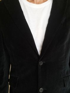 "Mens jackets Vintage Mens black velvet blazer black blazer mens velvet jackets Black Sports Coat Suit jackets evening jacket size L height of the men in the photo - 187 cm Please refer to photos for details of condition. Condition: very good vintage Measurements: Length: 74 cm/29\" Sleeve : 62 cm/24.4 \" Shoulder to shoulder: 48 cm \" / 18.9\" Bust: 104 cm/41\" Waist 98 cm/38.6\" Tag size : 52 note The color on the pictures may vary due to monitor settings and light reflections. Ready to ship P Classic Black Velvet Outerwear, Black Velvet Single Breasted Outerwear, Winter Business Velvet Outerwear, Black Velvet Blazer For Winter, Black Velvet Winter Blazer, Black Velvet Outerwear For Formal Occasions, Black Sport Coat, Velvet Jackets, High Collar Blouse