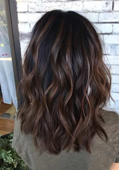 Subtle Lowlights, Kort Bob, Chocolate Brown Hair Color, Dark Brunette, Balayage Brunette, Hair Inspiration Color