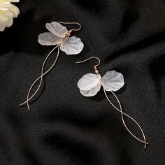 Material: Resin Fashion Element: Flowers Style: Europe and America Delicate Spring Jewelry With 3d Flowers, Spring Wedding Jewelry With Petal Design, Spring Wedding Jewelry With 3d Flowers, Spring Wedding Jewelry In Flower Shape, Elegant Flower Jewelry For Summer, Elegant Summer Flower Jewelry, Elegant Summer Jewelry With Flower Decoration, Rose Gold Flower-shaped Jewelry For Summer, Rose Gold Flower Earrings For Spring