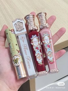 Strawberry Rococo, Simpul Dasi, Chinese Makeup, Flower Knows, Makeup Package, Ethereal Makeup, Makeup Aesthetic, Fancy Makeup