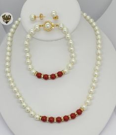 Descripción:

 -Conjunto de Perlas Rosas y Blancas de Mallorca.

 -Material: Oro de 18k relleno (BGF).

 -Medida de las Perlas: 7mm.

 -Medida de la pulsera: 7,5".

 -Disponible en Tamaño: 18". Brazilian Gold, Pearl Set, Pearl White, Laminate, Gold Filled, Red And White, 18k Gold, Bracelet, Red