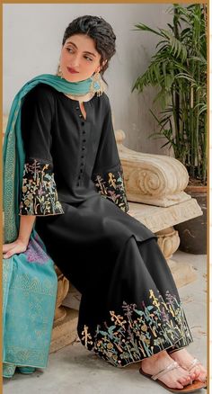 Open Picture, Zara Shahjahan, Trouser Pattern, Winter Suit, Summer Lawn, Lawn Fabric, Pakistani Bride, Pakistani Bridal Wear, Heavy Embroidery