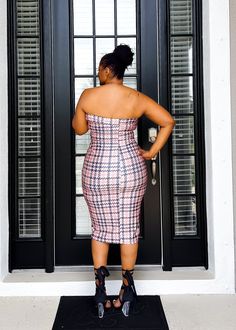 This fun, colorful fitted dress hugs every single curve in the right places sis. Adorned with a houndstooth print and colors of pinks and blue, the look is effortless. Simple, yet elegant at the same time. This fitted piece is waiting for you sis. S (6-8), M (8-10), L (10-12), 1X (14-16), 2X (16-18), 3X (18-22) Stretch dress Strapless Midi dress Bodycon Fit 89% Polyester 11% Spandex Hand wash cold Model is wearing 2X, 5'9" height. True to size but if you like a less fitted look, size up. 9.13.24 Matching Sets Two Pieces, Tube Midi Dress, Strapless Midi Dress, Color Codes, Shirt Dress Casual, Dress Bodycon, Maxi Dresses Casual, Stretch Dress, Casual Sets