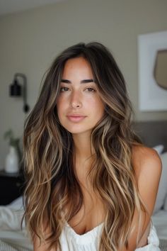 36 Low Maintenance Brunette Balayage Hairstyles That Blend Seamlessly 27 Low Lights On Brown Hair Brunettes, Partial Balayage, Hair Color Chocolate, Bronde Balayage, Caramel Balayage, Brunette Balayage Hair, Caramel Highlights, Low Maintenance Hair, Brown Balayage