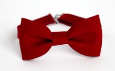 Elegant Red Bow For Gift, Elegant Red Bow Tie As Gift, Solid Color Butterfly Knot Bow As Gift, Red Bow Tie For Party, Fitted Red Bow Tie For Black Tie Events, Red Bow Standard Bow Tie For Party, Red Bow With Butterfly Knot For Party, Elegant Red Bow With Butterfly Knot, Elegant Red Adjustable Bow