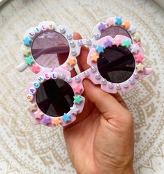 Adorable personalised sunglasses for kids ⭐️ Order from designs in photos or customise to how you like them ❤️ Personalised Sunglasses, Sparkly Sunglasses, Bling Glasses, Creative Sunglasses, Diy Sunglasses, Sunglasses For Kids, Beaded Sunglasses, Random Products, Fav Products