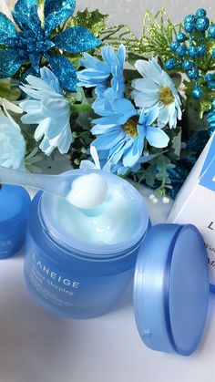 Korean Skincare Aesthetic, Water Sleeping Mask, Laneige Water Sleeping Mask, Skincare Products Photography, Cosmetics Photography, Skincare Aesthetic, Pretty Skin, Sleeping Mask, Bright And Beautiful