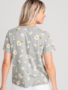 Our EveryWear T-shirts are super-soft, with a comfortable, relaxed fit.  Wear 'em with everything ✔️ Rib-knit V-neck.  Short sleeves.  Draped, cloud-washed 100% cotton-jersey.  All-over print.  Relaxed fit through body.  Women's EveryWear T-shirt Casual Printed Tops For Loungewear, Spring V-neck T-shirt For Loungewear, Printed Short Sleeve Tops For Loungewear, Casual Gray Tops With Floral Print, Casual Short Sleeve Top With Floral Print, Casual Crew Neck Short Sleeve Top With Floral Print, Casual Floral Print Crew Neck Short Sleeve Top, Casual Gray Floral Print Tops, Spring Loungewear T-shirt With Short Sleeves