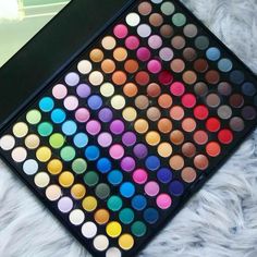 Makeup Palette Collection, Warm Makeup, Essence Makeup, Makeup Brushes Guide, Indie Makeup, Mac Makeup