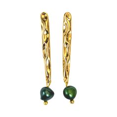 Beautiful gold teardrops with modern wave design and Hunter Green pearls. 1.3�” in length. Honey Rose, Green Pearls, Wave Design, Pearl Drop Earrings, Pearl Drop, Hunter Green, Egift Card, Ring Bracelet, Earring Necklace