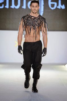 Masculine Accessories, Festival Outfits Men, High Fashion Men, Burning Man Fashion, Burning Man Outfits, Gay Fashion, Futuristic Fashion, Festival Looks, Future Fashion