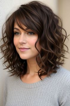 How To Do Shoulder Length Hair Styles, Medium Length Fine Curly Hairstyles, Medium Length Hair For Thick Wavy Hair, Short Medium Wavy Hair, Mid Length Curly Haircuts For Women, Haircuts For Women With Wavy Hair, Bob Hairstyle Curly Hair, Curled Medium Hairstyles, Bangs Hairstyles Wavy Hair