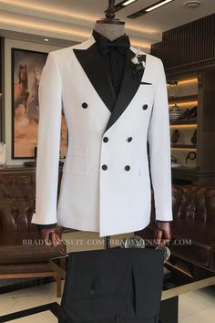 Bradymensuit is your ultimate source for Slim Double Breasted Jacket Trousers Groom Suits White. Our White Peaked Lapel men suits come in modern styles & colors with high quality and free shipping. Groom Suit White, Mens Groom Suit, White Prom Suit, Purple Prom Suit, Pink Prom Suit, Suit Wedding Groom, Mens Suit Colors, White Wedding Suit, White Tux