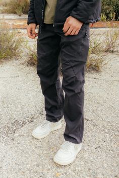 Straight Leg Hiking Pants With Pockets, Hiking Straight Leg Pants With Pockets, Relaxed Fit Straight Leg Cargo Pants For Hiking, Relaxed Fit Tapered Leg Pants For Outdoor Activities, Hiking Pants With Hip Pockets And Straight Leg, Straight Leg Cargo Bottoms For Hiking, Functional Straight Leg Hiking Pants With Side Pockets, Relaxed Fit Pants With Hip Pockets For Outdoor Work, Outdoor Straight Leg Cargo Pants