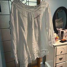 Women’s Shirt New With Tags White Cotton Tunic Shirt, Casual Cotton Tunic Top, Spring Daywear Tunic Tops, Casual Tunic Blouse For Brunch, Relaxed Fit Tunic Tops For Daywear, Spring Tunic Tops For Daywear, Relaxed Fit Long Sleeve Shirt For Brunch, Casual Tunic Tops For Day Out, Casual Tunic Tops For Brunch