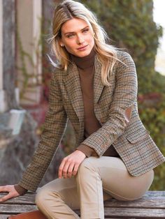 Countryside Fashion, Linen Style Fashion, Senior Style, Casual Outfit Inspiration, Womenswear Fashion, Preppy Look, Heritage Fashion, Blazer Outfits, Casual Chic Style