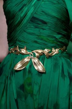 48 Sophisticated Emerald And Gold Wedding Ideas To Get Inspired | HappyWedd.com Giambattista Valli Haute Couture, Emerald Dresses, Emerald Wedding, Giambattista Valli, Green Gemstones, Color Of The Year, Green Aesthetic, Pantone Color, Green Fashion