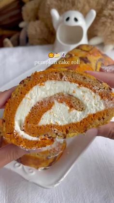 Spooky Pumpkin Cake Roll - NewsBreak Japanese Dessert Recipes, Vegan Pumpkin Recipes, Easy Meals For Kids, Dessert Bread, Cake Roll, Pumpkin Cake, Pumpkin Cheesecake